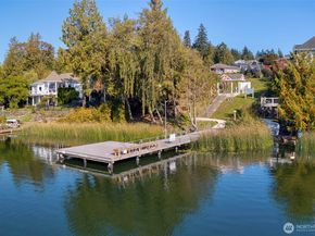 7017 Osprey Circle, Bremerton WA 98312