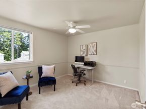 7017 Osprey Circle, Bremerton WA 98312