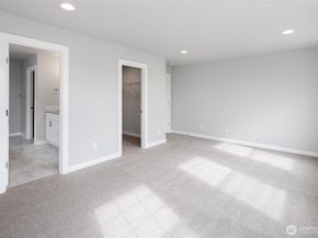 544 SW 97th Street 5, Seattle WA 98106