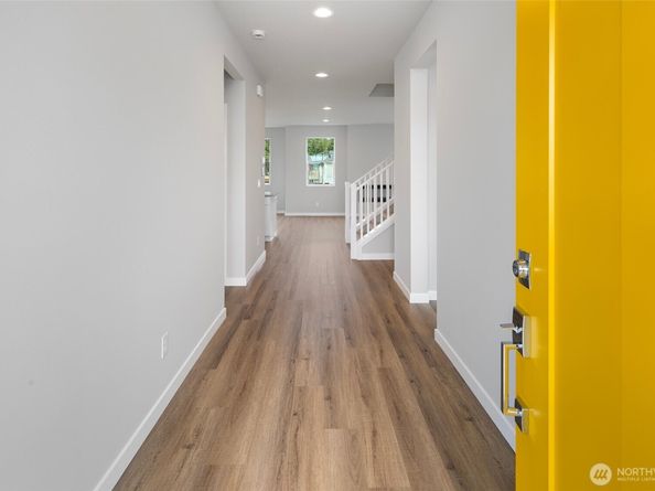 544 SW 97th Street 5, Seattle WA 98106