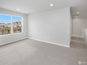 544 SW 97th Street 5, Seattle WA 98106