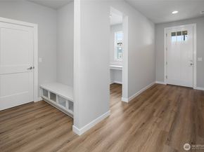 544 SW 97th Street 5, Seattle WA 98106