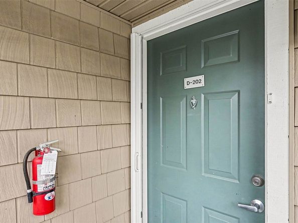 1500 S 18th St D202, Renton WA 98055