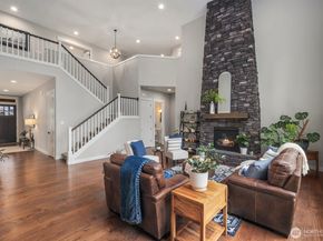 5492 Skyfall Place NW, Bremerton WA 98312