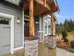 5492 Skyfall Place NW, Bremerton WA 98312