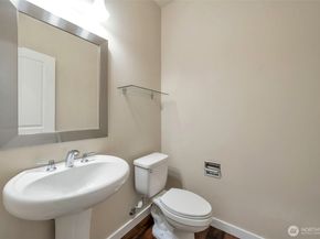 15324 160th Place SE, Renton WA 98058