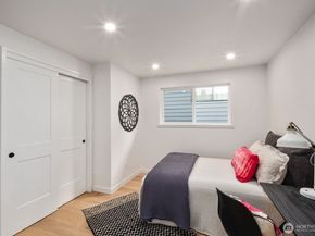 3232 26th Avenue W, Seattle WA 98199