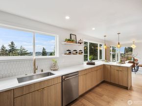 3232 26th Avenue W, Seattle WA 98199