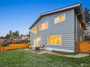 3232 26th Avenue W, Seattle WA 98199