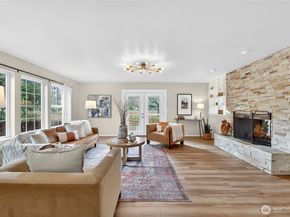 6730 NE 202nd Street, Kenmore WA 98028