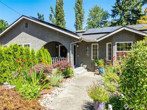 6730 NE 202nd Street, Kenmore WA 98028