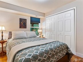 6730 NE 202nd Street, Kenmore WA 98028