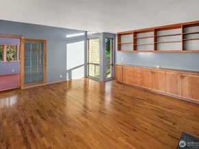 9722 SW Windmill Street, Vashon WA 98070