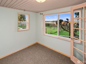 9722 SW Windmill Street, Vashon WA 98070