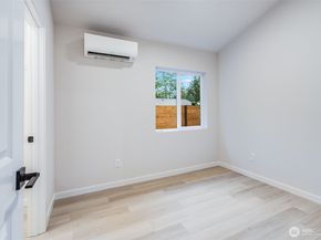 12531 25th Avenue NE Unit A, Seattle WA 98125