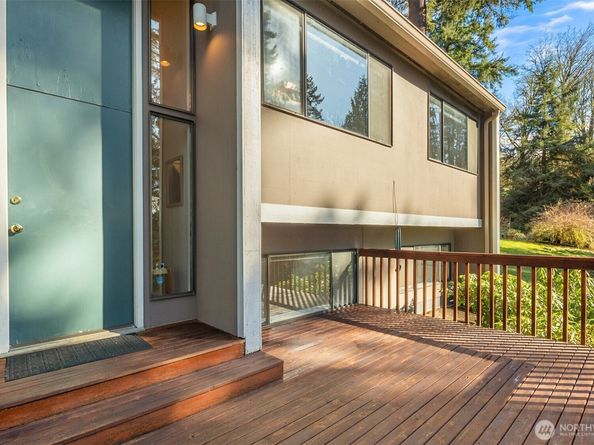 17304 143rd Place NE, Woodinville WA 98072