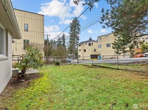1011 NE 180TH Street, Shoreline WA 98155