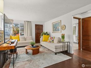 1011 NE 180TH Street, Shoreline WA 98155