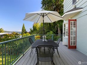 1702 Lake Washington Boulevard, Seattle WA 98122