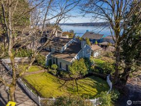 1702 Lake Washington Boulevard, Seattle WA 98122