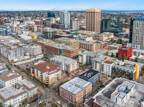 901 NE 43rd Street 306, Seattle WA 98105