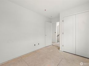 1136 B NW 57th Street, Seattle WA 98107