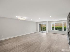 6121 NE 175 Street A202, Kenmore WA 98028