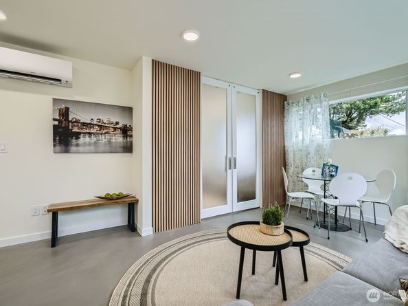 5928 18th Avenue S, Seattle WA 98108