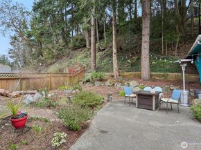 18917 76th Avenue W, Lynnwood WA 98036