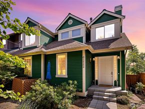 6222 37th Avenue NE, Seattle WA 98115