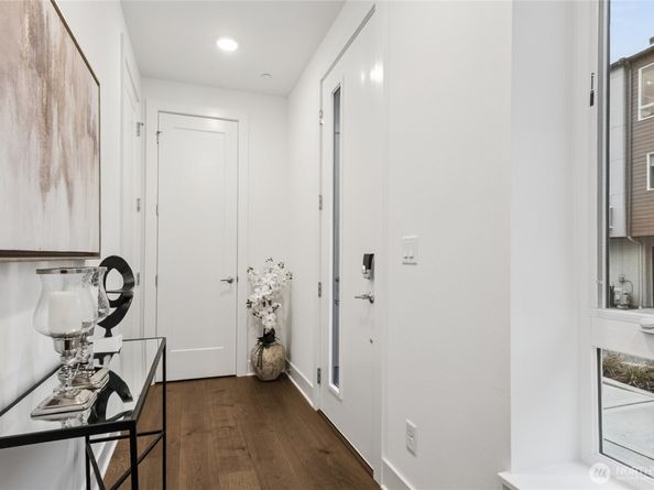 12217 137th Place NE 2707, Redmond WA 98052