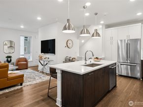 12217 137th Place NE 2707, Redmond WA 98052