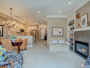 61 Pine Street 201, Edmonds WA 98020