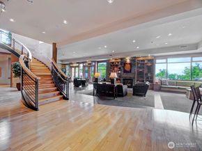 61 Pine Street 201, Edmonds WA 98020