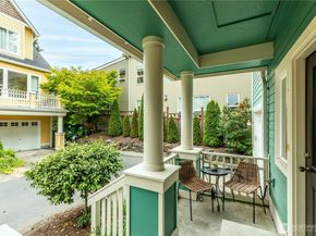 346 Wyatt Way NE 10, Bainbridge Island WA 98110