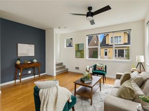 346 Wyatt Way NE 10, Bainbridge Island WA 98110