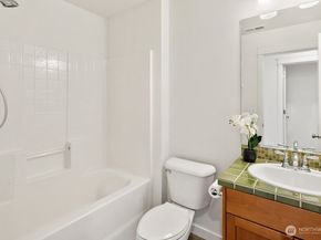 4338 28th Avenue S, Seattle WA 98108