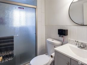 7660 S 126th Street, Seattle WA 98178