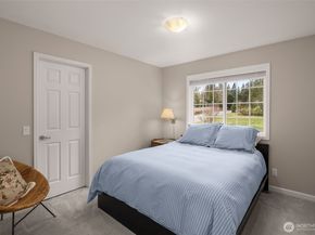 18604 215th Way NE, Woodinville WA 98077