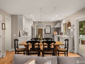 18604 215th Way NE, Woodinville WA 98077