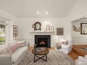 18604 215th Way NE, Woodinville WA 98077