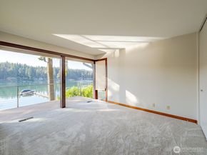 6490 NE Monte Vista Drive, Bainbridge Island WA 98110