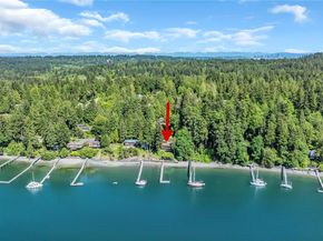 6490 NE Monte Vista Drive, Bainbridge Island WA 98110