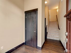 4020 NE 3rd Place B, Renton WA 98056