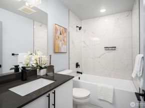 8338 27th Avenue NW B, Seattle WA 98117