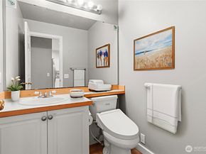 5624 S 233rd Street 41, Kent WA 98032