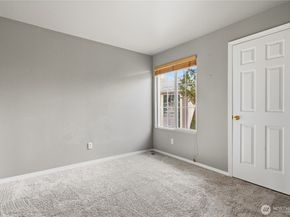 5624 S 233rd Street 41, Kent WA 98032