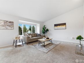210 Mt Park Boulevard SW F301, Issaquah WA 98027