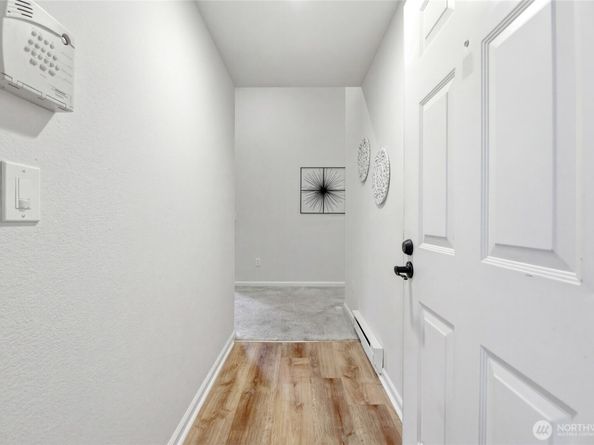 210 Mt Park Boulevard SW F301, Issaquah WA 98027