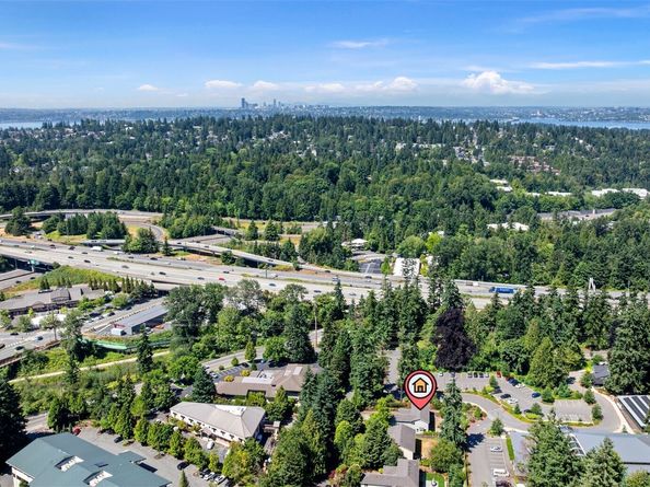 2648 116th Avenue NE, Bellevue WA 98004